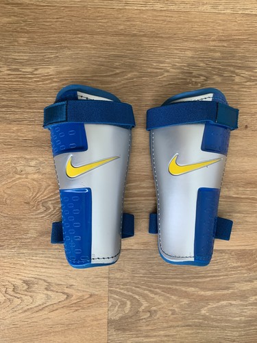 Nike football shin guards pads - shin,