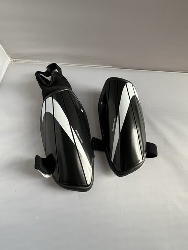Nike football shin - shin, pads