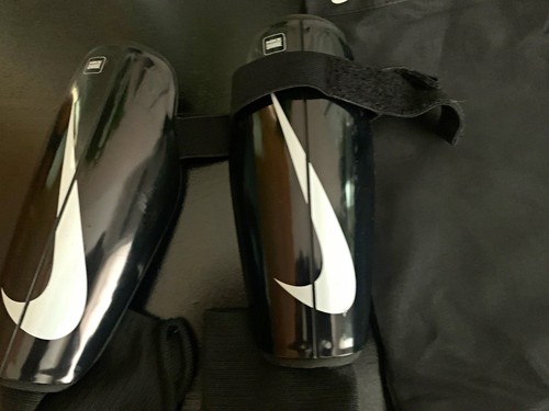 Nike charge football - football, shin