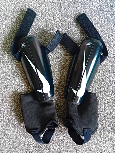 Nike charge football - nike, shin